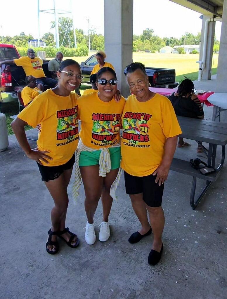 kickin it with my kinfolks, Juneteenth, Family Reunion png